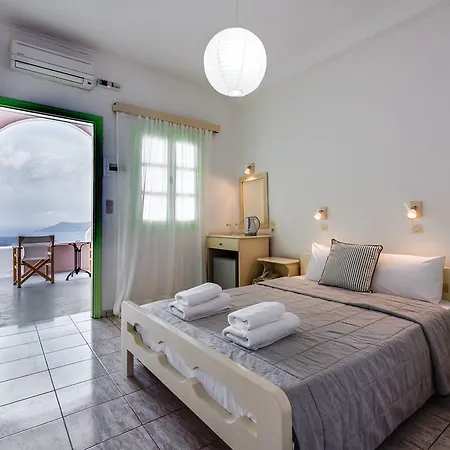 Porto Carra Hotel
