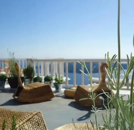 Porto Carra Hotel